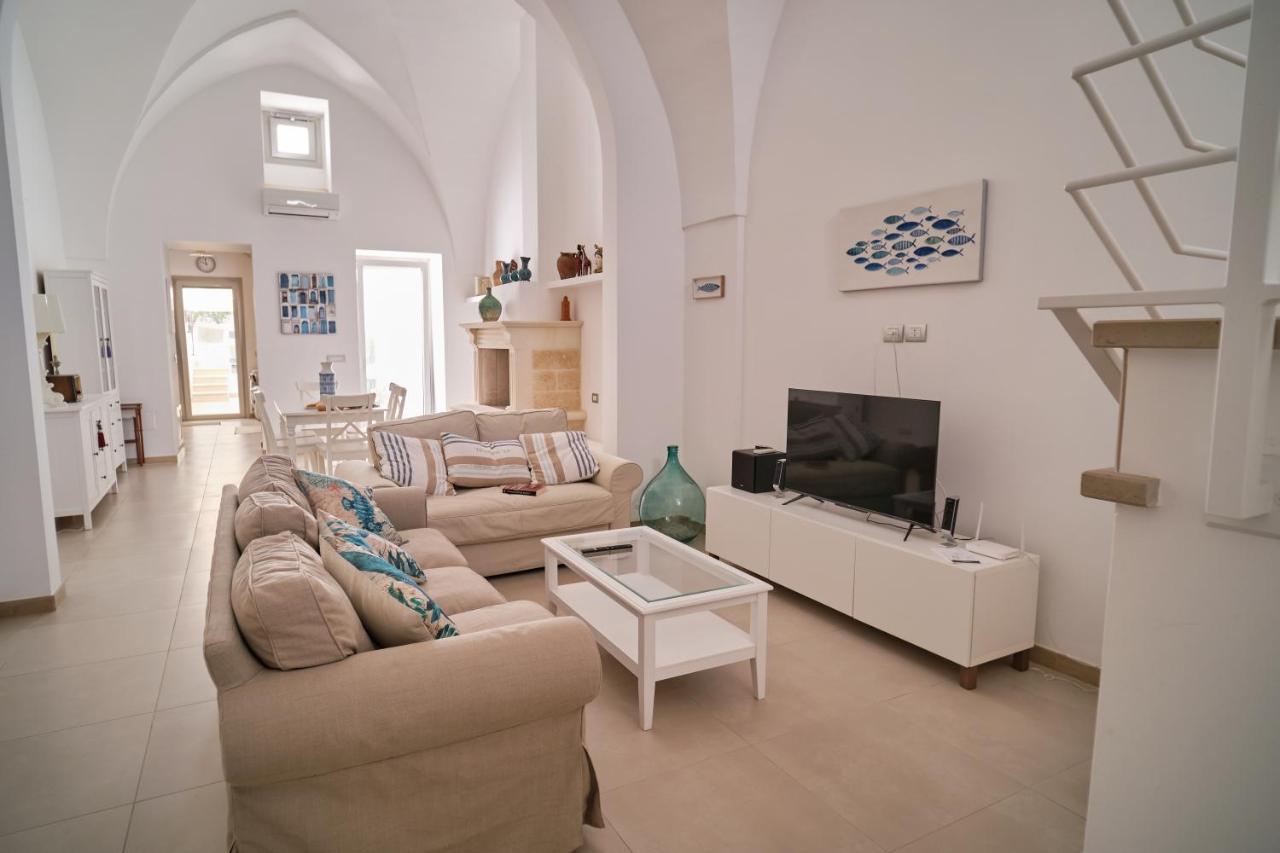 Casa Margherita - Typical Salento House Кастріньяно-дель-Капо Екстер'єр фото