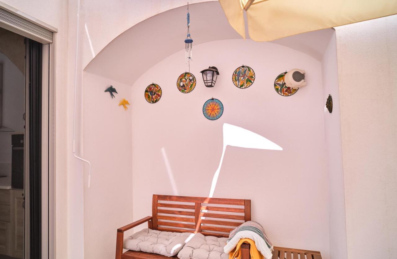 Casa Margherita - Typical Salento House Кастріньяно-дель-Капо Екстер'єр фото